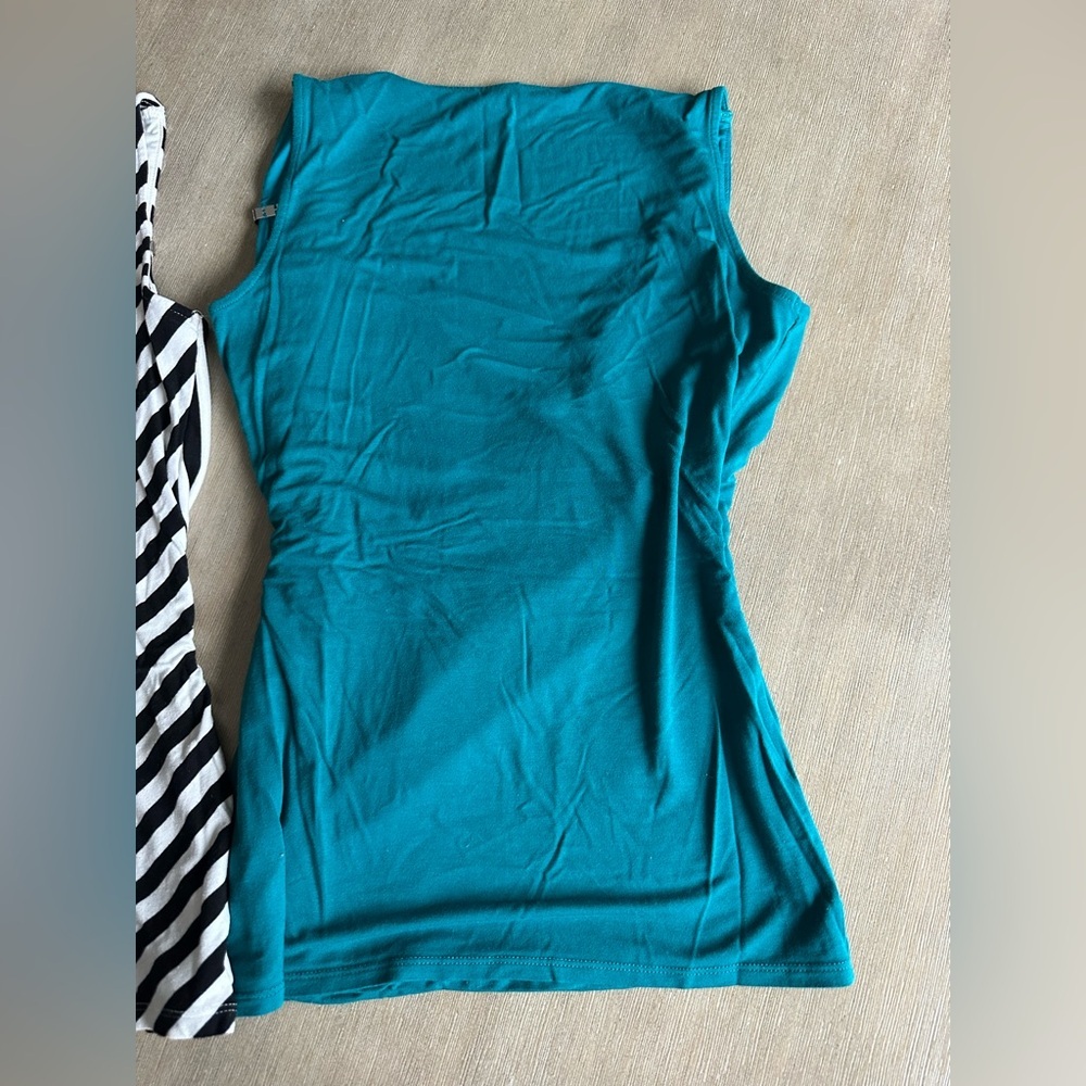 White House Black Market Black & White Diagonal and teal Stripe Tank set - Picture 11 of 11